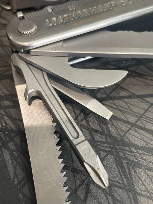 Leatherman Core