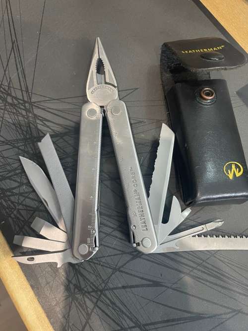 Leatherman Core