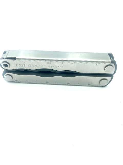 Leatherman Kick