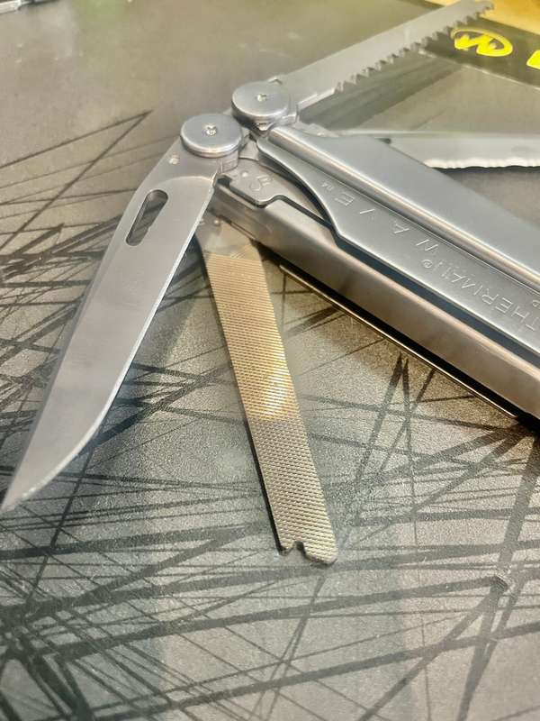 Leatherman Wave fist Gen