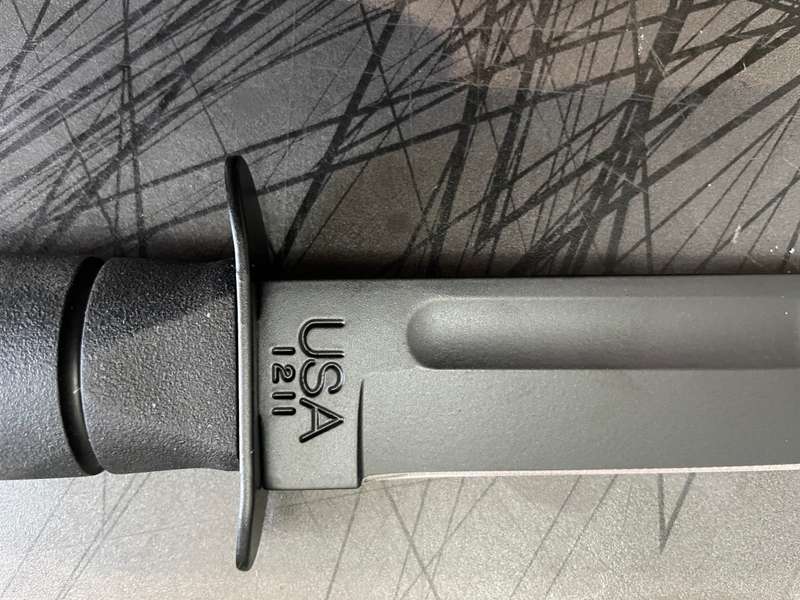 Ka-Bar 1211