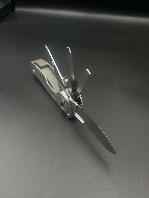Leatherman Free T2