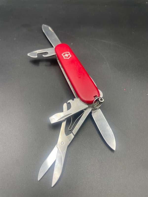 Victorinox Climber Red