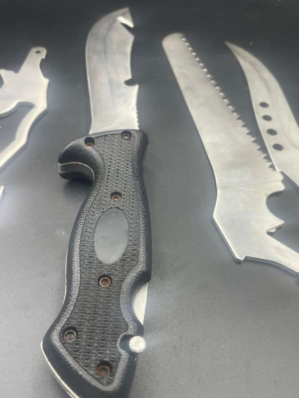 Check Point Knife Trader