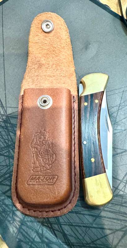 Buck Knife 110