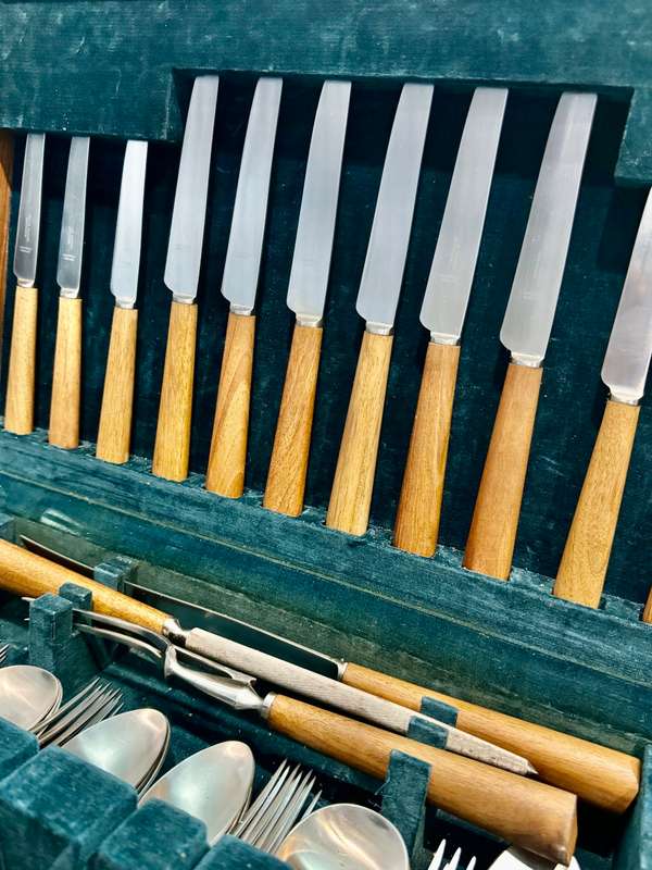 Mills Moore Sheffield Cutlery Set