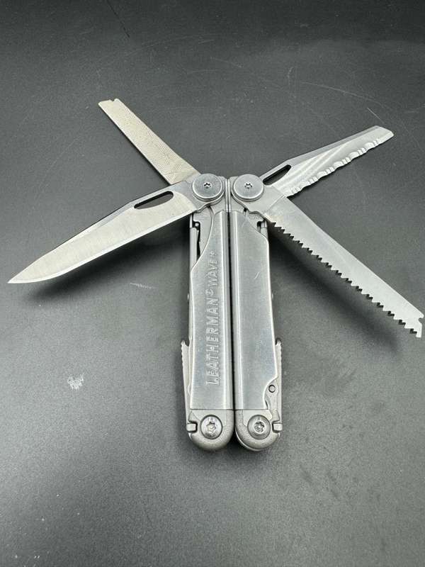 Leatherman Wave +