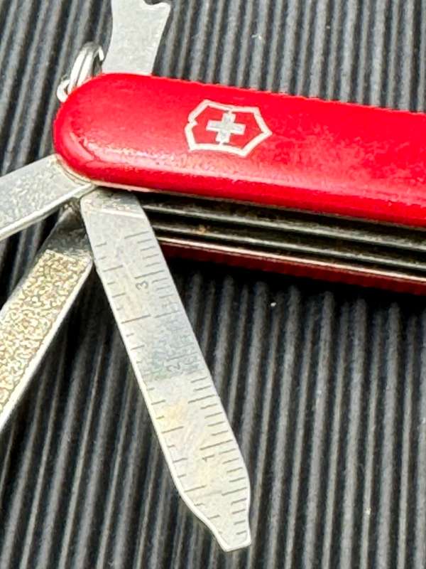 Victorinox MiniChamp Red 58mm