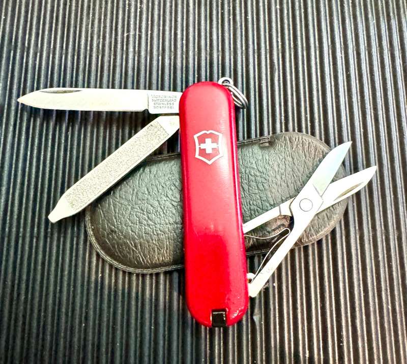 Victorinox Classic