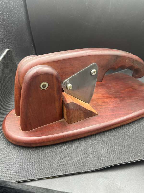 Bilton Cutter -Kiaat Wood
