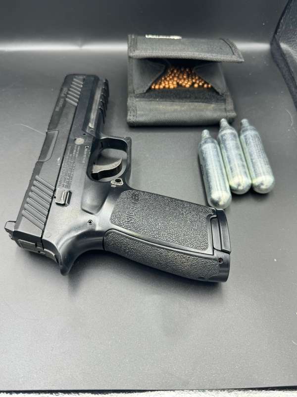 Sig Sauer P320 BB Gun