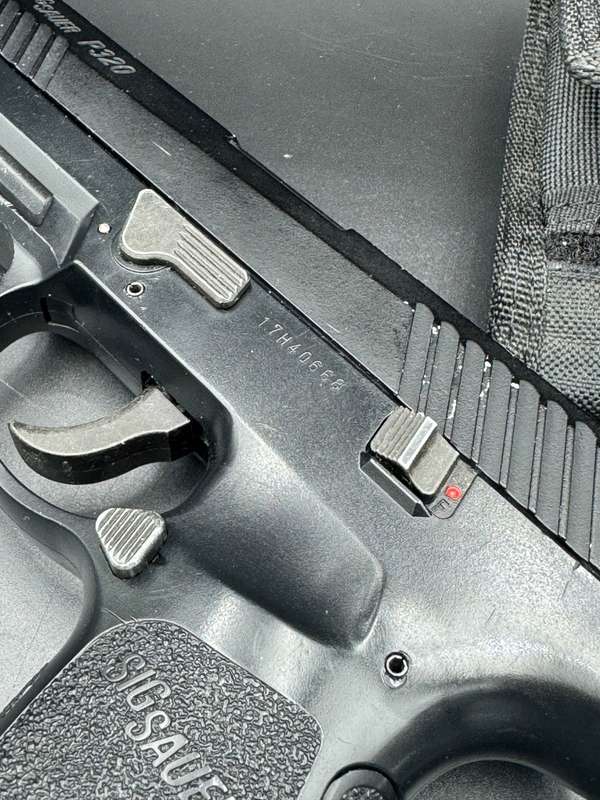Sig Sauer P320 BB Gun