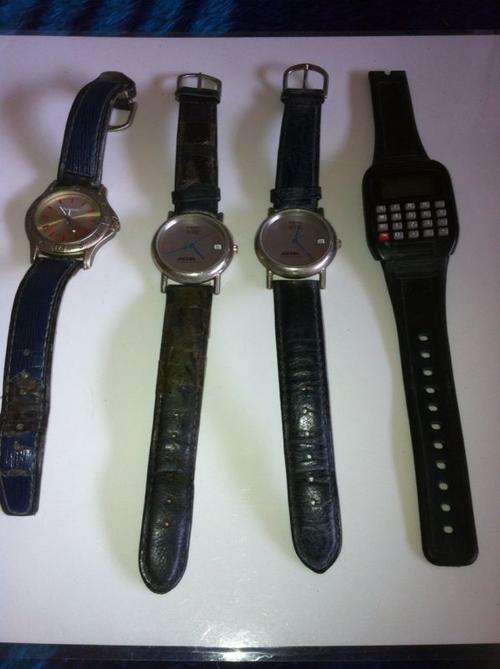 4 Quartz watches