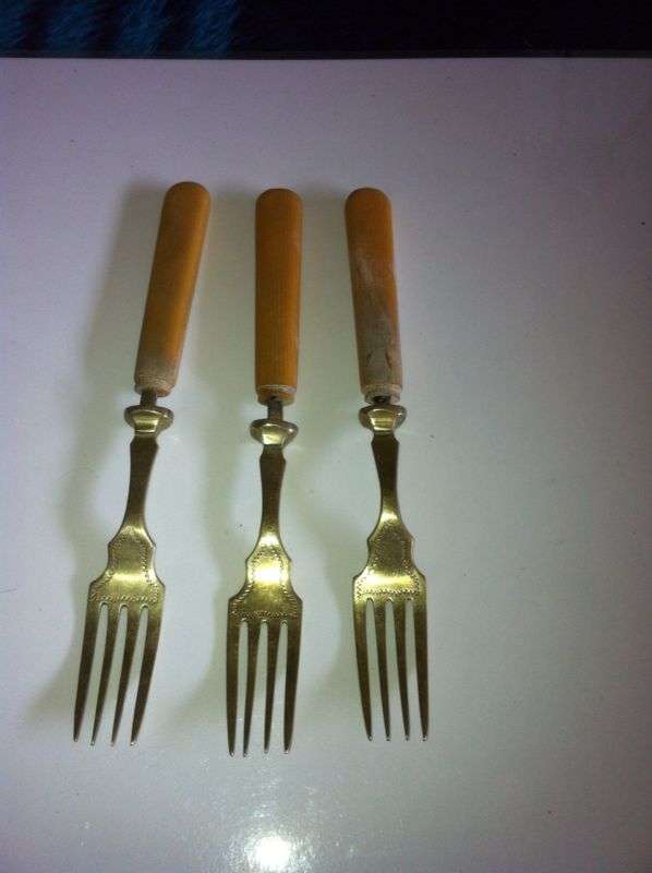3 Forks