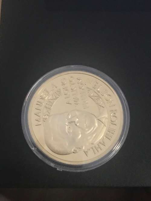 mandela medallion