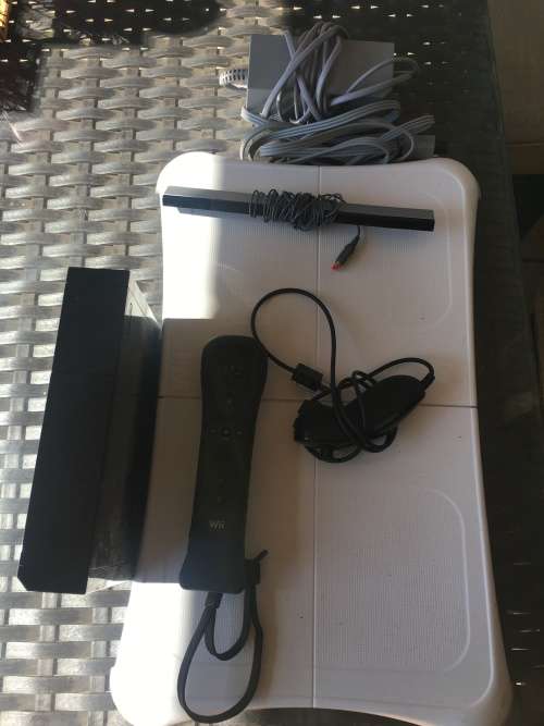 Wii CONSOLE WITH FIT BOARD -Wii Fit Plus -