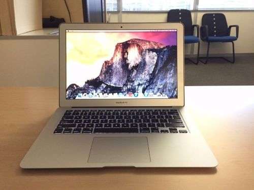 MacBook Air - 13" 2015 in Pristine condition