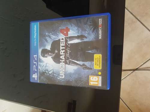 PS4 Controller and Games Bundle.