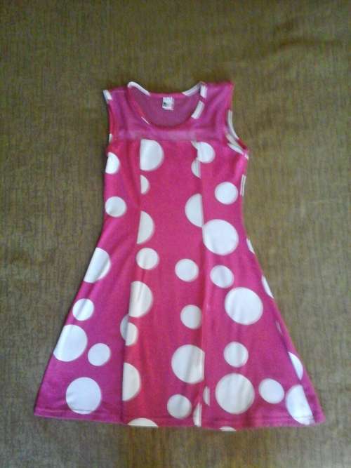 CUTE GIRLS DRESS - SHOULDERS WITH NETTING - 13 TO 14 YEARS - GOOD CONDITION