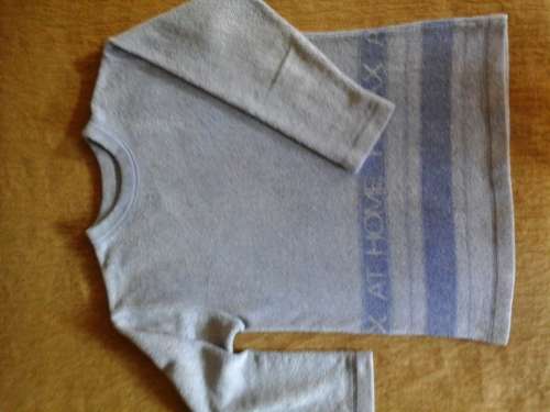 LADIES TOP /SWEATER ? - SECOND HAND