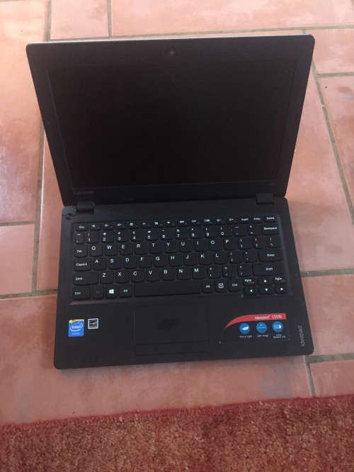 Lenovo 100s Mini Laptop ****in Good Condition ****Collection In Pretoria Town