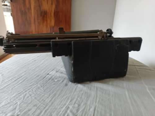 !! Crazy R1 start !! Vintage typewriter