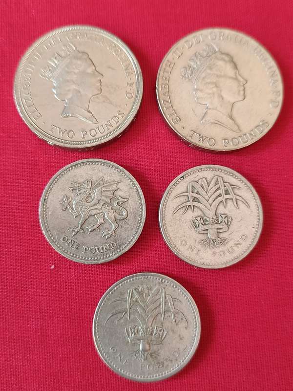 !!! Crazy R1 start !!! Scarce Collectors Bank of England Ten Shillings Note and Seven Pounds