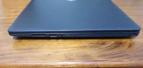 Dell insprion i5 8th gen, 1920x1080, 8gb ddr4 ram, 1000gb space