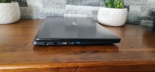 Retail R9k**Acer Aspire 10th gen i5, 512gb SSD, 8gb RAM, Windows 11