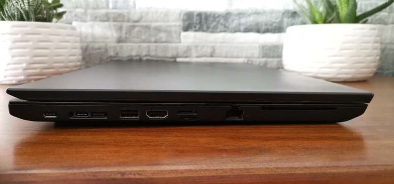 Lenovo i5 8 CPU_16GB DDR4 Ram_256GB SSD_Windows 11