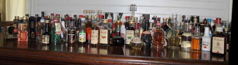 Collection of 140 miniatures
