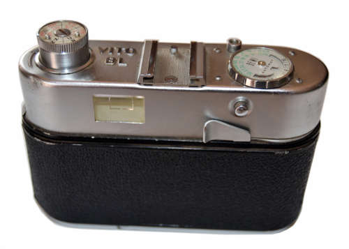 Voightlander Vito BL, Kodak Brownie, Vivitar Lightmeter