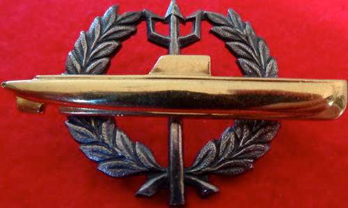 BI Metal Submariners Breast Badge -two original pins -approved 1973