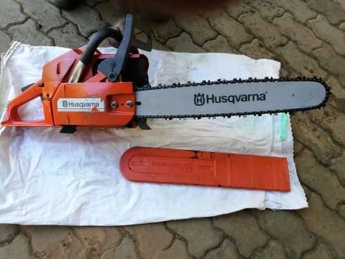 HUSQVARNA 61 CHAINSAW - IN TRULY EXCELLENT CONDITION - NEW BAR, NEW CHAIN, NEW FILTER - PRICED TO GO