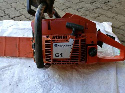 HUSQVARNA 61 CHAINSAW - IN TRULY EXCELLENT CONDITION - NEW BAR, NEW CHAIN, NEW FILTER - PRICED TO GO