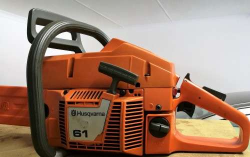 HUSQVARNA Mod 61 CHAINSAW  BARGAIN - EXCELLENT CONDITION  - 61cc WITH NEW BAR AND CHAIN