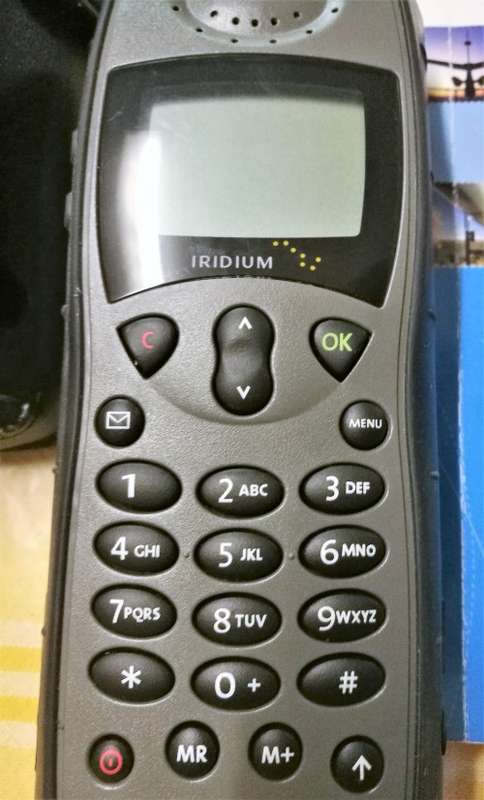 IRIDIUM 9505A SATELLITE PHONE BARGAIN - IMMACULATE WITH ALL/COMPLETE ACCESSORIES AND PELICAN CASE