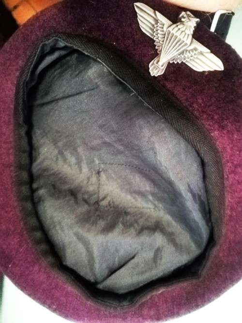 SADF - 44 Parachute Battalion - Original beret & badge