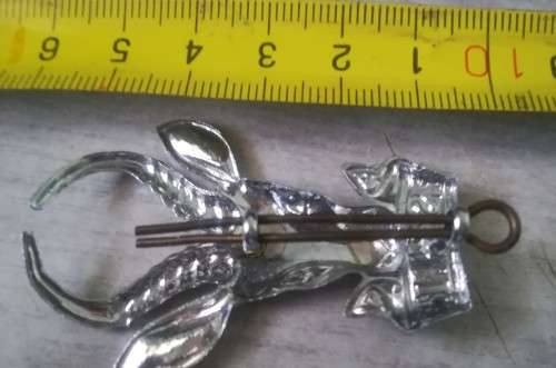 Large chromed old and rare SADF / UDF Infantry cap or beret badge with splitpin.
