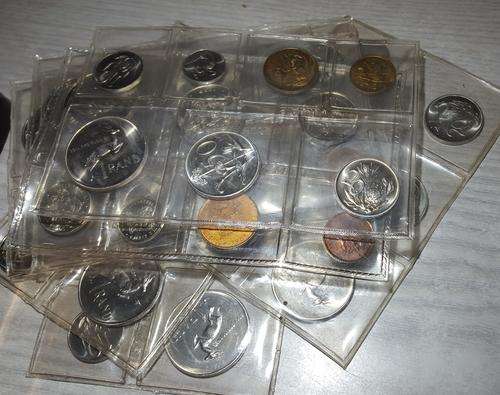MINT PACK BULK SALE - BUY 20 MINT PACKS IN ONE BUY - ALL WITH THE LARGE R1 - MIXED DATES
