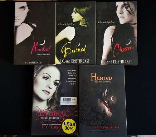 Marked series by PC and Kristin Cast - Paranormal, Vampires, Young Adult