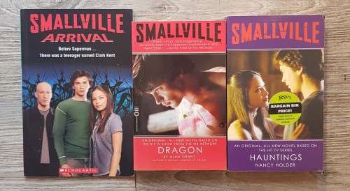Smallville / Superman Book Bundle