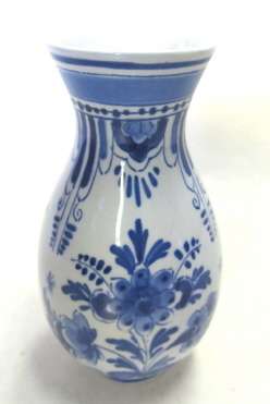 Delftware vase by De Porceleyne Fles