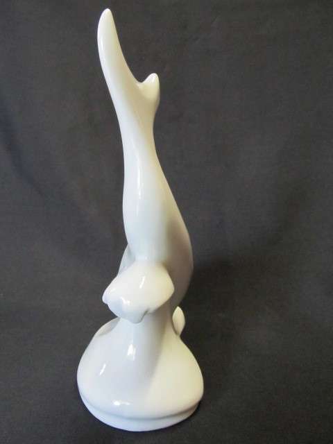 Naaman white porcelain whale