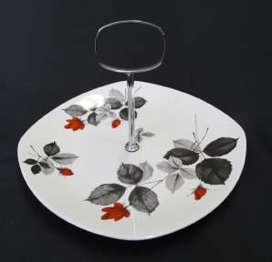 Midwinter cake plate, Stylecraft shape, Roselane pattern