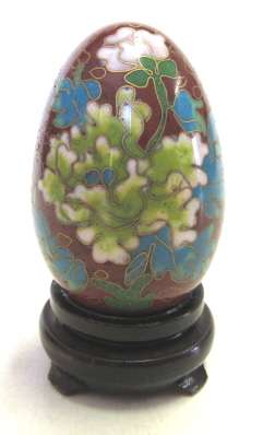 Chinese cloisonne egg with stand (1)