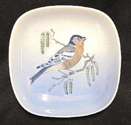 Royal Copenhagen pin dish with chaffinch