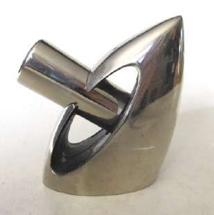 Joyas salt and pepper shakers
