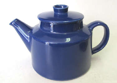Kilta teapot by Kaj Franck for Arabia, Finland