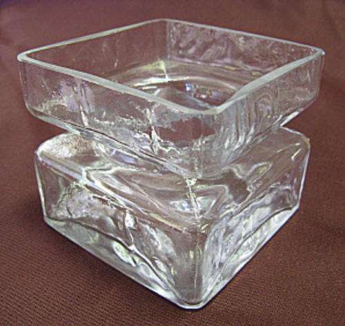 'Pala' vase by Helena Tynell. Finnish art glass: Riihimaen Lasi Oy